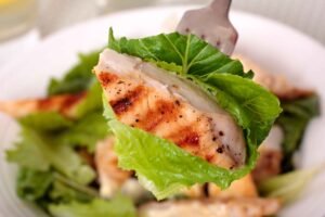 Çıtır Tavuklu Salata